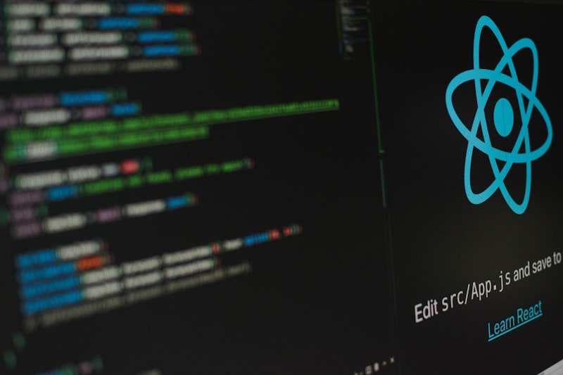 React логотип